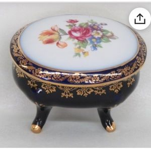 Porzellanwerk Martinroda PM Porcelain Oval Footed Jewelry Box Germany